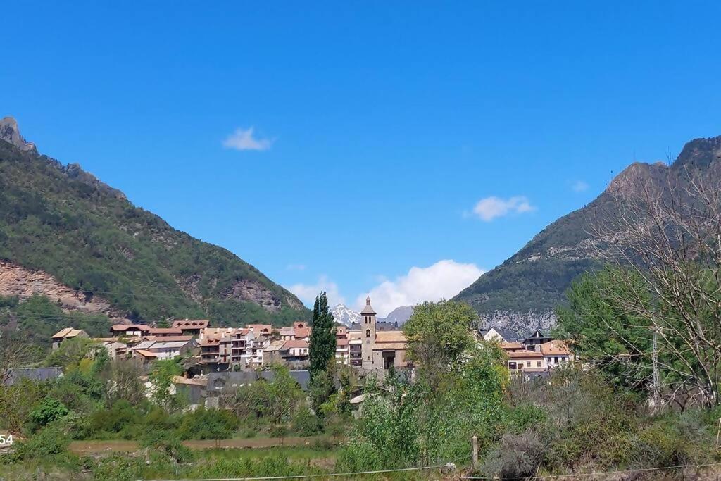Apartamento Alma De Biescas Esterno foto