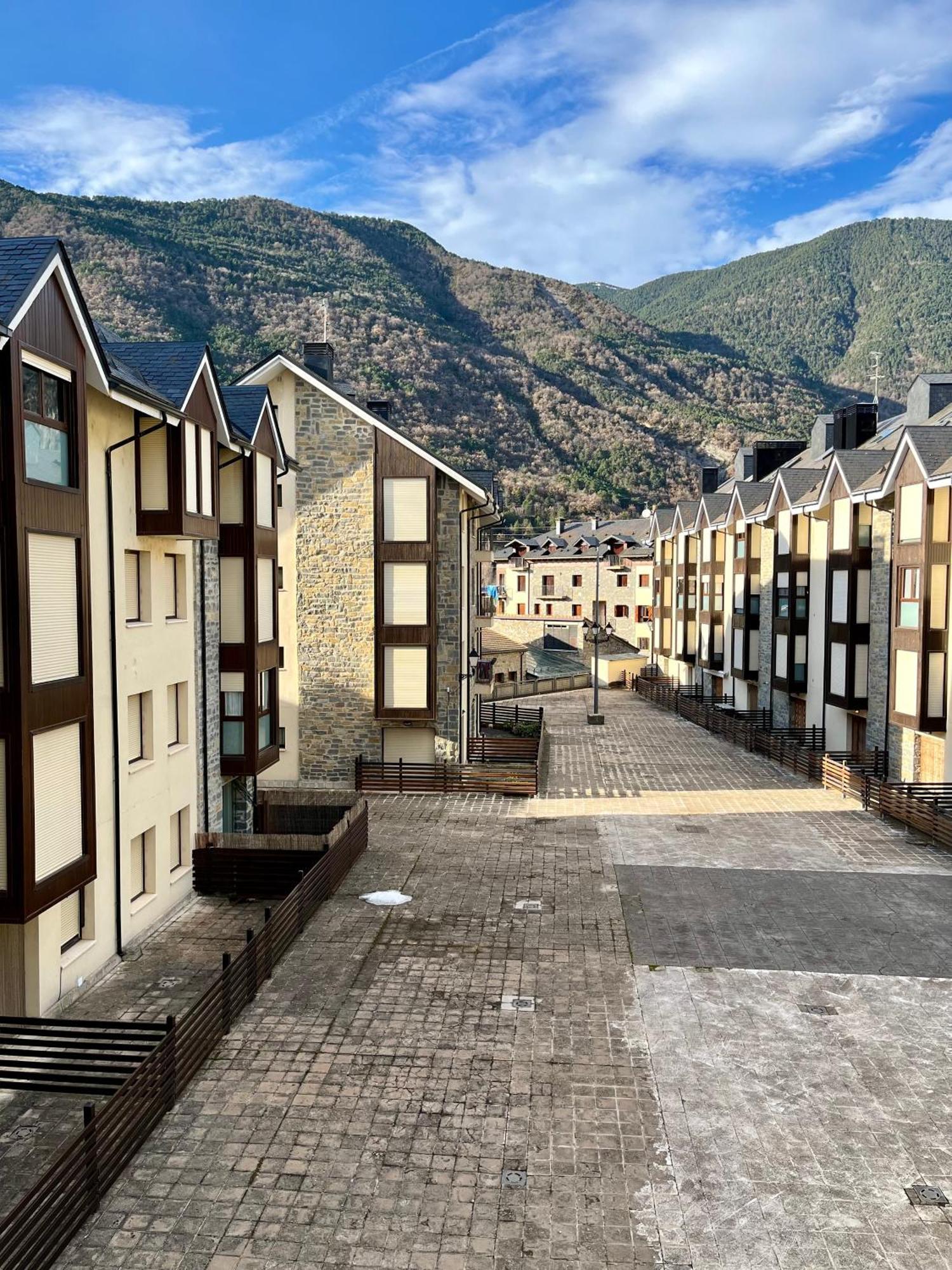 Apartamento Alma De Biescas Esterno foto