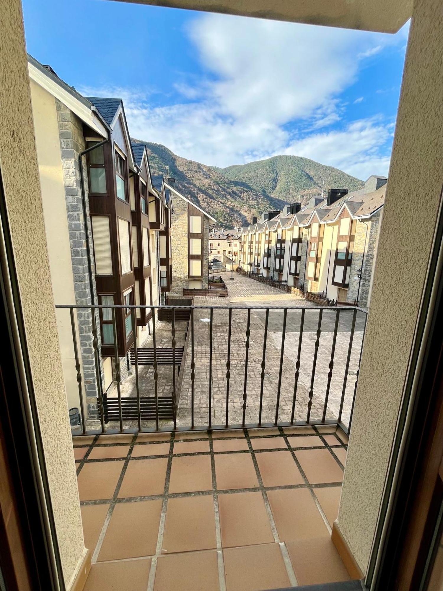 Apartamento Alma De Biescas Esterno foto